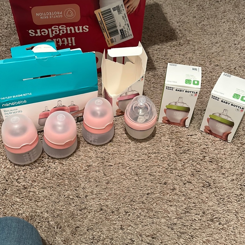 Baby bottles como tomo